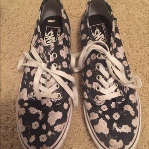Adorable perfect condition vans!